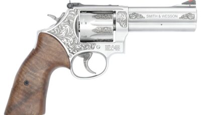 Smith & Wesson 14783 Model 686 +  L-Frame Medium 357 Mag/38 Special +P 7 Shot 4.13" Stainless Steel Engraved Barrel, Cylinder & Frame, Tyler Gun Works Bear Hugger Walnut Grip, Exposed Hammer