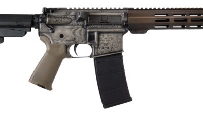 Shark Coast Tactical SCC07527VIK-P Viking 5.56 NATO 30+1 10.50" Black Nitride Threaded Barrel, Aluminum Receiver w/Picatinny Rail, M-LOK Handguard, Polymer SB Tactical SBA3 Brace, Magpul MOE Grip, Rig